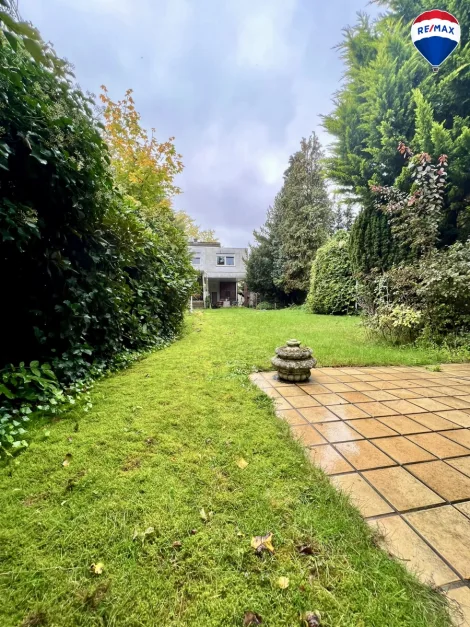 4 bedrooms Townhouse in Gutersloh, Germany No. 232407