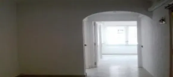 4 bedrooms Apartment in L'Hospitalet de Llobregat, Spain No. 32574 14