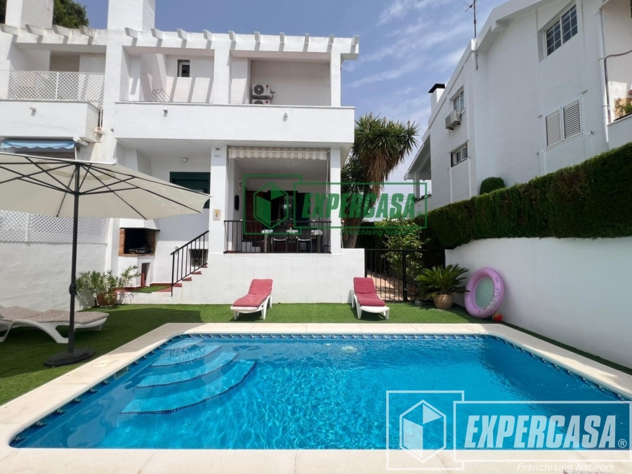 Дом с 6 спальнями в Патерна, Испания № 243623