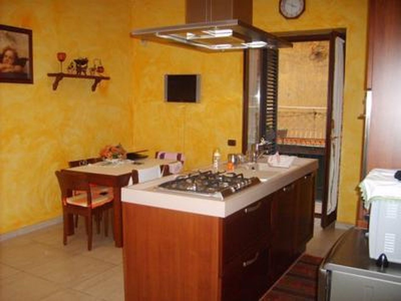 Apartamento de 3 habitaciónes en Afragola, Italy No. 255393
