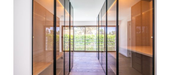 4 bedrooms Villa in Almada, Portugal No. 136057 11