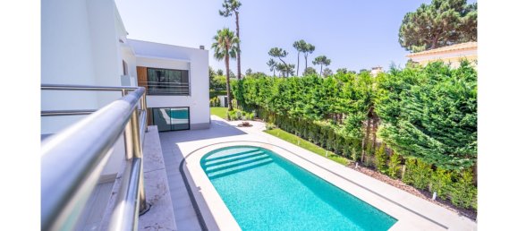 4 bedrooms Villa in Almada, Portugal No. 136057 9