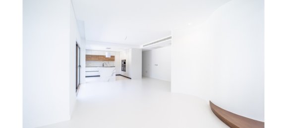 4 bedrooms Villa in Almada, Portugal No. 136057 24