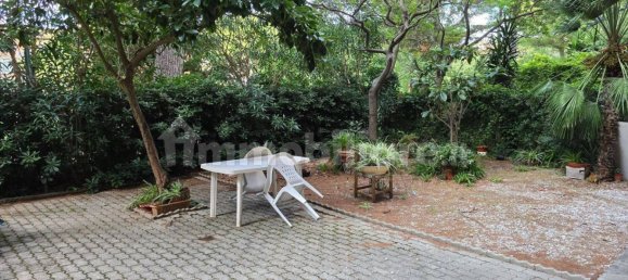 2 Schlafzimmer Wohnung in Livorno, Italy, Nr. 349505 14