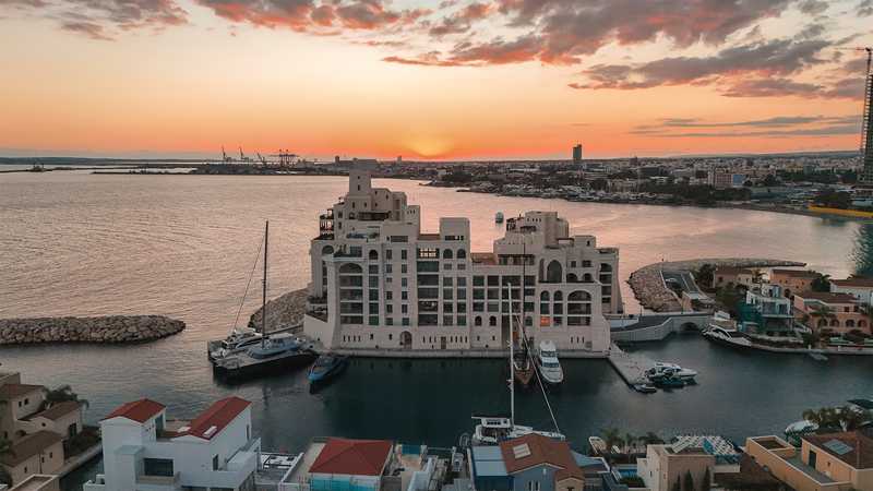 3 bedrooms Apartment in Limassol, Cyprus No. 92837