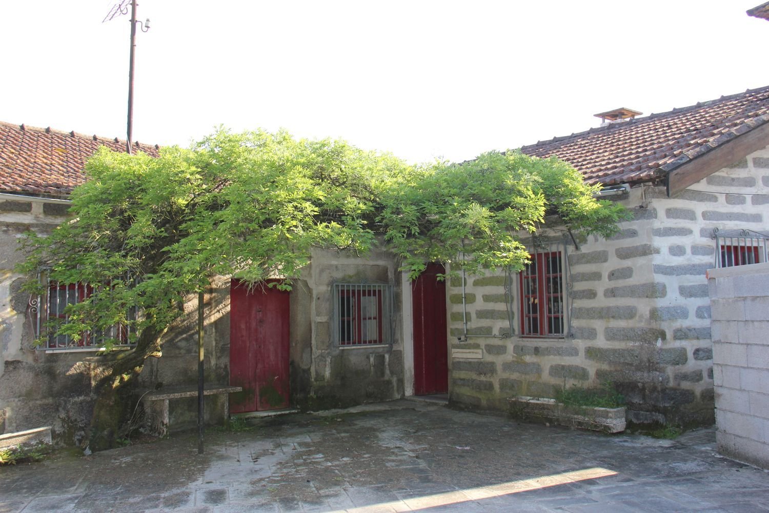 6 bedrooms House in Guimaraes, Portugal No. 203348