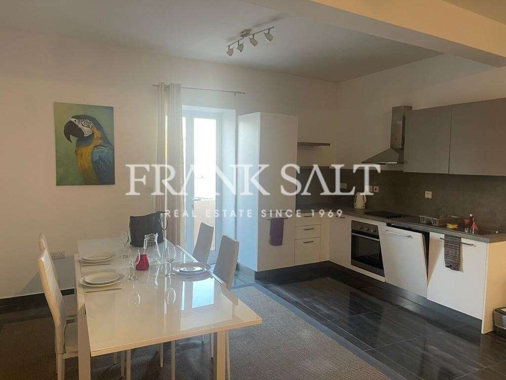 Квартира с 2 спальнями в Гзира, Мальта № 5052