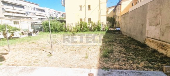 3 Schlafzimmer Wohnung in Pescara, Italy, Nr. 266478 26