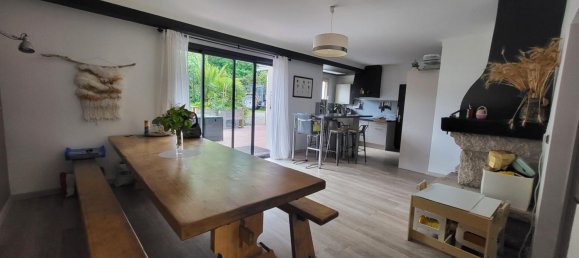 Casa de 4 dormitorios en Vigneux-de-Bretagne, France No. 282635 5