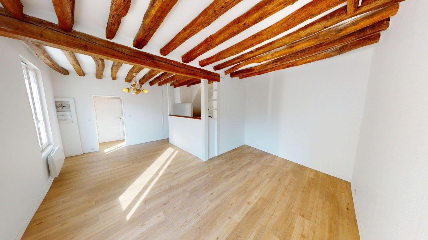 Studio in Saint-Leu-la-Foret, France No. 142034