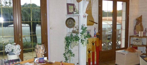 4 chambres Maison à Châteauneuf-sur-Loire, France No. 101021 8