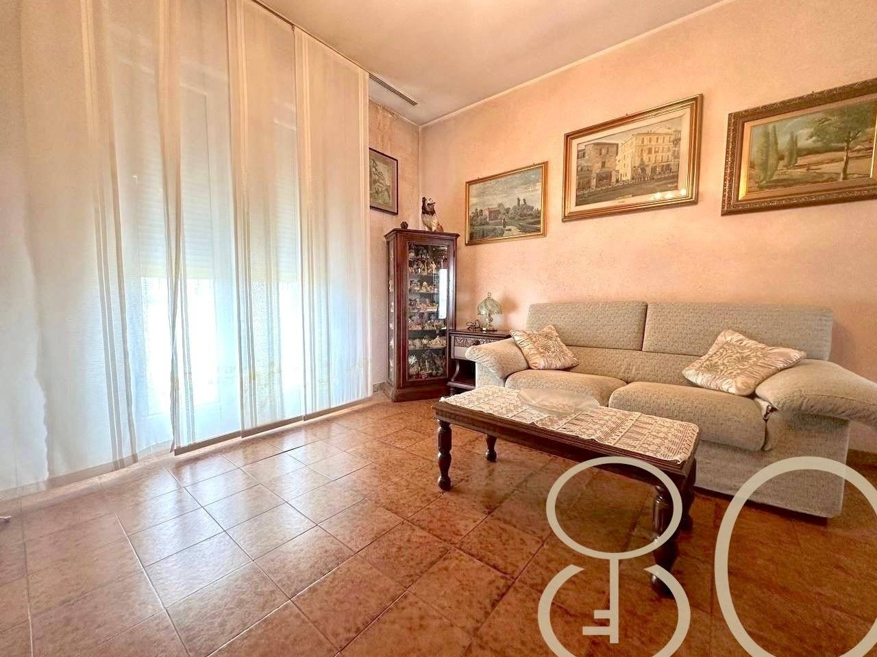 2 bedrooms Apartment in Rozzano, Italy No. 397794