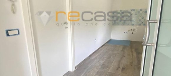 Casa de 3 habitaciónes en Giffoni Sei Casali, Italy No. 37064 9