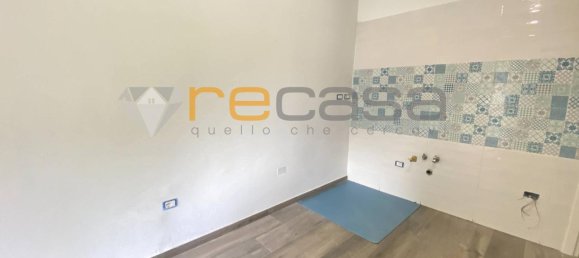 Casa de 3 habitaciónes en Giffoni Sei Casali, Italy No. 37064 10