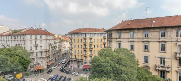 Apartamento de 2 habitaciónes en Milan, Italy No. 241245 24