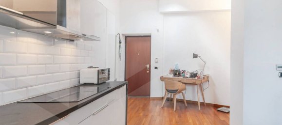 Apartamento de 2 habitaciónes en Milan, Italy No. 241245 6