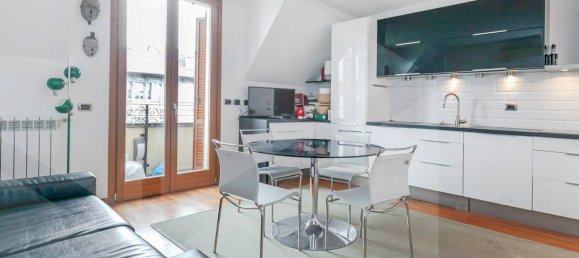 Apartamento de 2 habitaciónes en Milan, Italy No. 241245 4