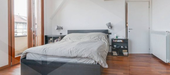 Apartamento de 2 habitaciónes en Milan, Italy No. 241245 17
