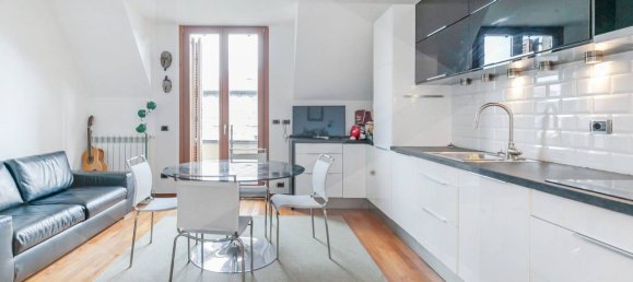 Apartamento de 2 habitaciónes en Milan, Italy No. 241245 5
