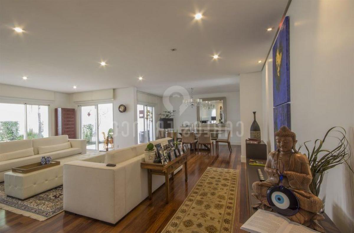 4 bedrooms House in Sao Paulo, Brazil No. 594302