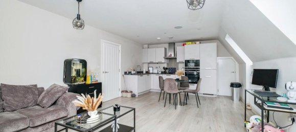 1 غرف نوم شقة في Epsom, United Kingdom رقم 10752 3