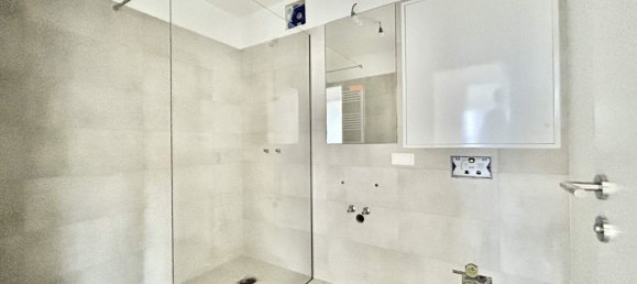 2-salle Appartement à Favoriten, Austria No. 195376 4