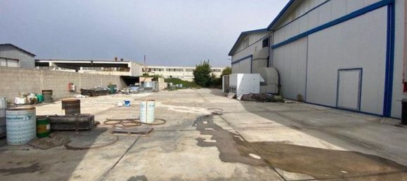 Entrepôt à Brindisi, Italy 2757m² No. 369898 8