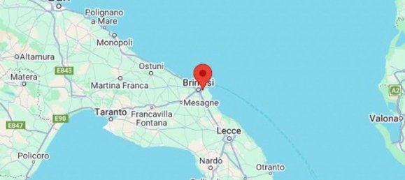 Entrepôt à Brindisi, Italy 2757m² No. 369898 13