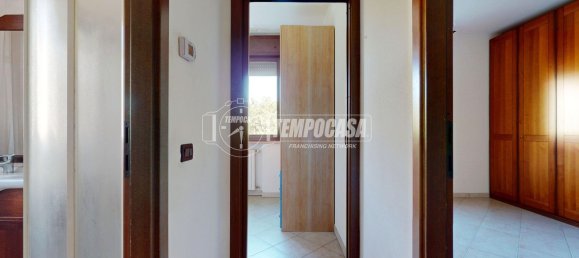 Apartamento de 3 habitaciónes en Reggio Emilia, Italy No. 302797 6