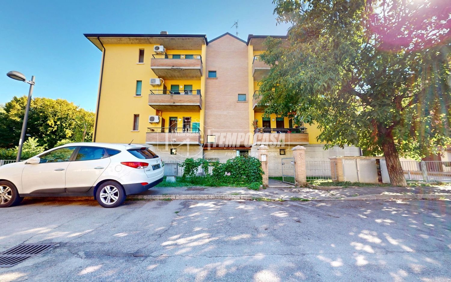 Apartamento de 3 habitaciónes en Reggio Emilia, Italy No. 302797