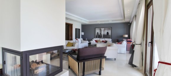 5 bedrooms Villa in Benahavis, Spain No. 150865 16