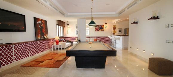 5 bedrooms Villa in Benahavis, Spain No. 150865 8