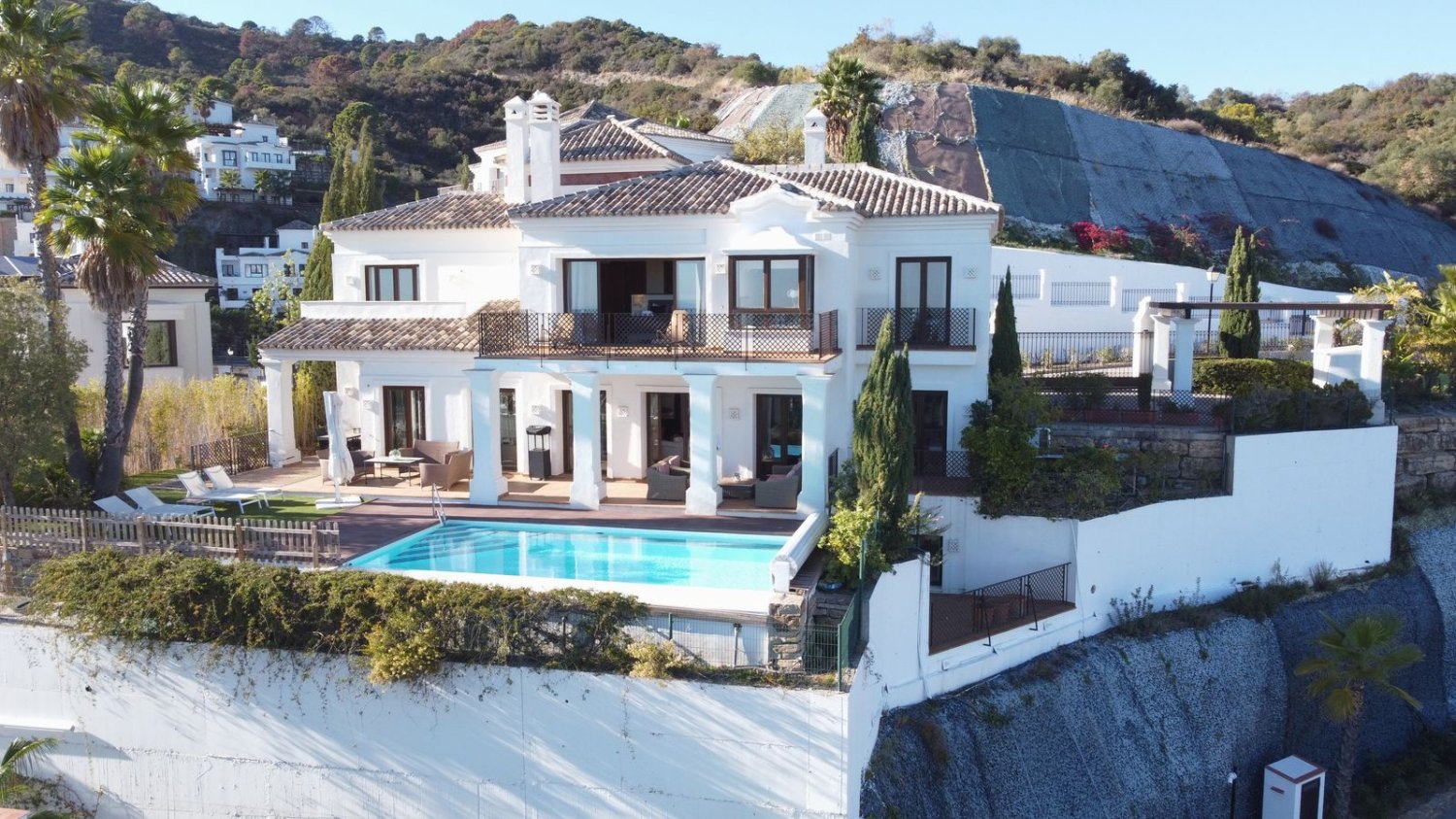5 bedrooms Villa in Benahavis, Spain No. 150865