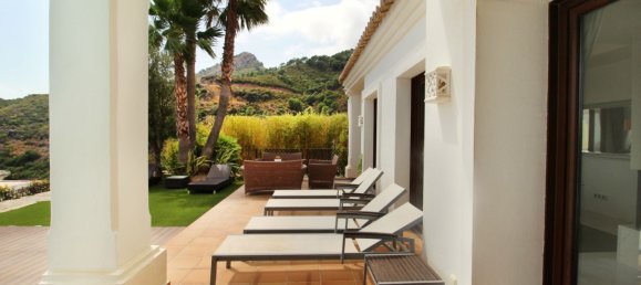 5 bedrooms Villa in Benahavis, Spain No. 150865 15