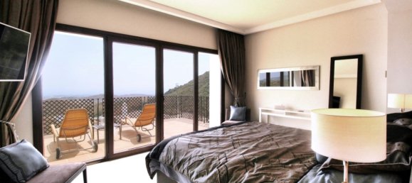 5 bedrooms Villa in Benahavis, Spain No. 150865 6