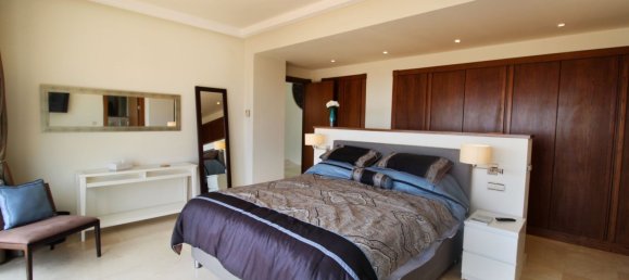 5 bedrooms Villa in Benahavis, Spain No. 150865 11