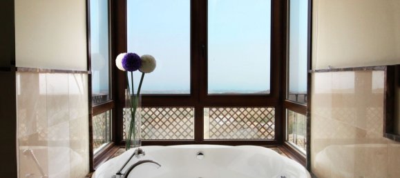 5 bedrooms Villa in Benahavis, Spain No. 150865 12