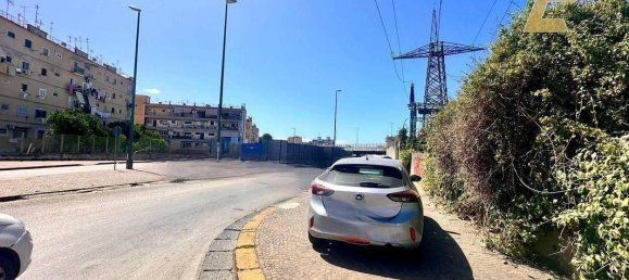 1 room Commercial property in Naples, Italy No. 316126 7