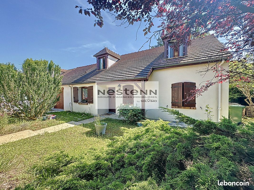 4 bedrooms House in Pringy, France No. 180321