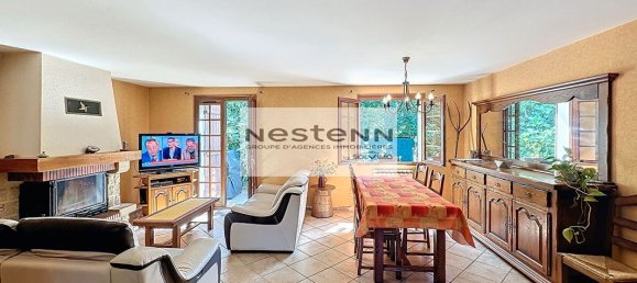 4 bedrooms House in Pringy, France No. 180321 3