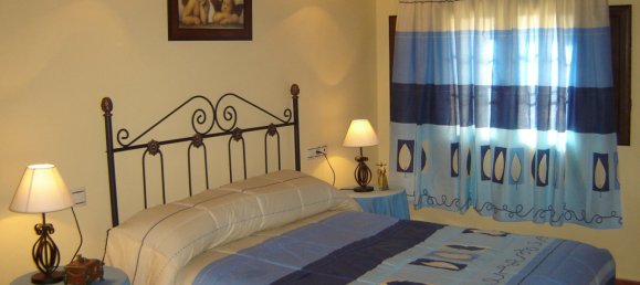 5 bedrooms Villa in Malaga, Spain No. 9961 6