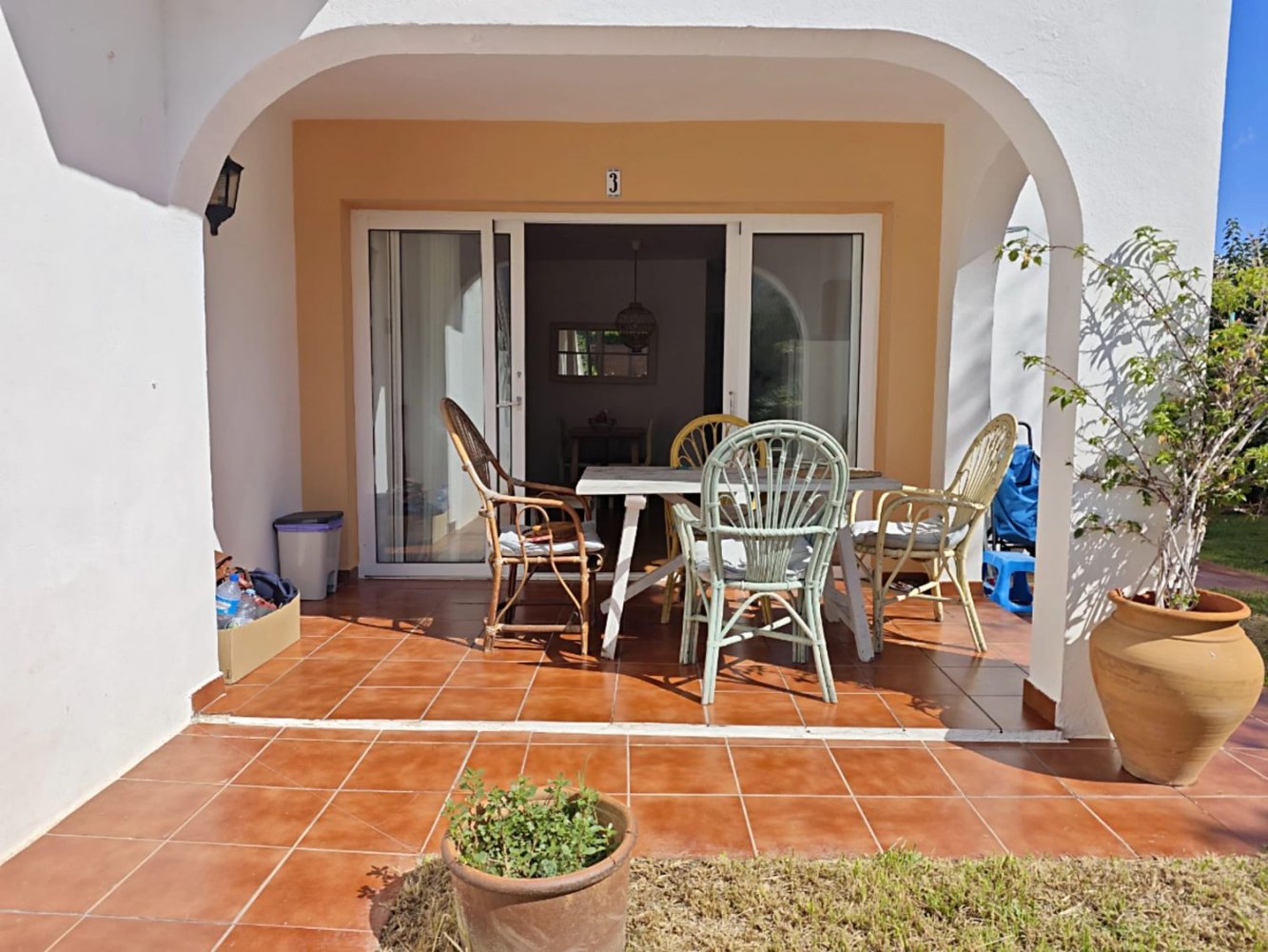 Apartamento T2 em Cala Blanca, Spain N.º 215801