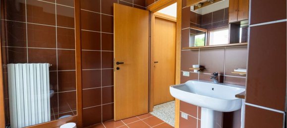 7-Zimmer Villa in San Nazzaro Sesia, Italy, Nr. 295660 11