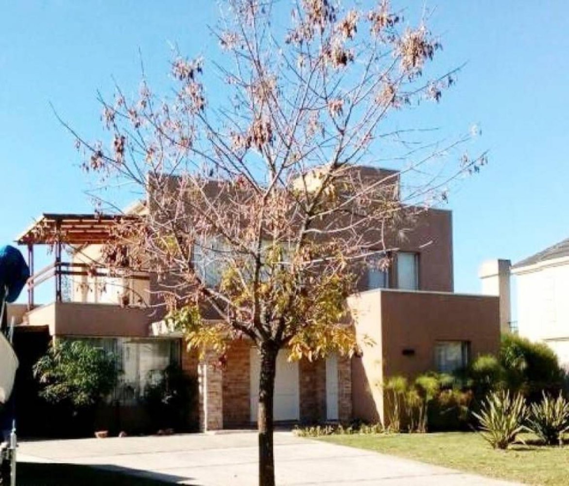 4 Schlafzimmer Haus in Tigre, Argentina, Nr. 81365