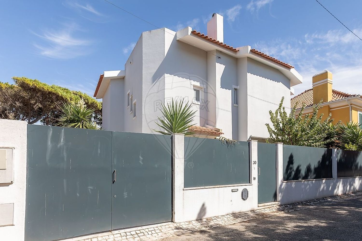 3 bedrooms House in Cascais, Portugal No. 318971
