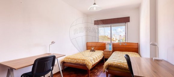 3 Schlafzimmer Wohnung in Entroncamento, Portugal, Nr. 323133 13