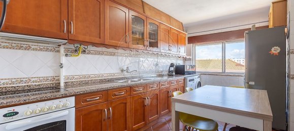 3 Schlafzimmer Wohnung in Entroncamento, Portugal, Nr. 323133 2