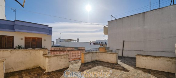 6 rooms House in Matino, Italy No. 232043 6