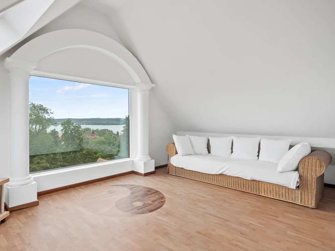 3 bedrooms Duplex in Bodenseekreis, Germany No. 110737