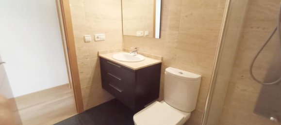 Apartamento de 2 dormitorios en Alicante, Spain No. 151777 23
